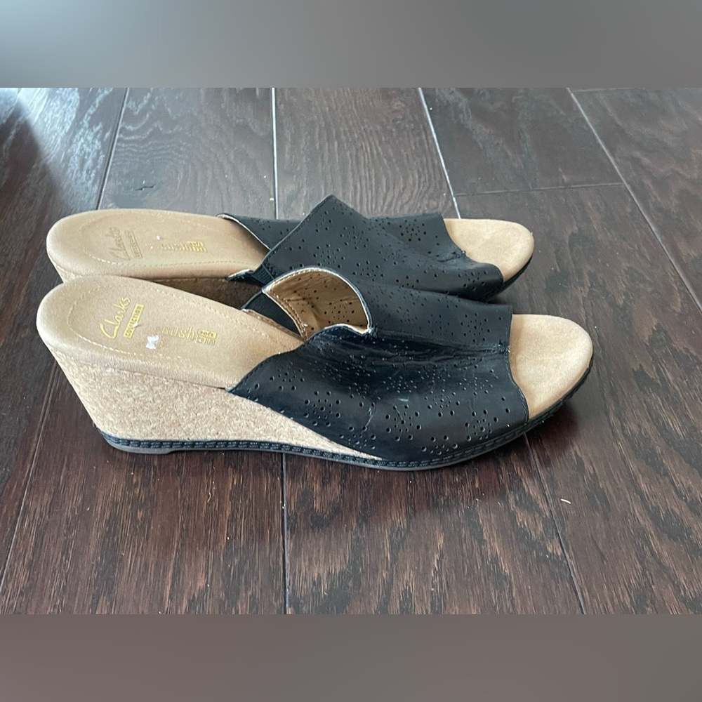 Clarks Black Leather Sandal Wedges Open  Toe Women Size 12 M